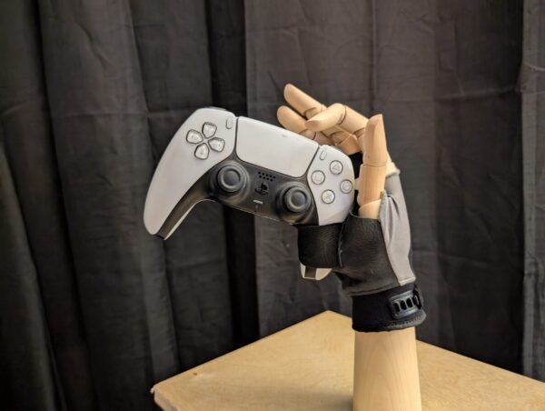 Gauntlet Gamer Gloves - Source C (controller pair of gloves) - Image 6